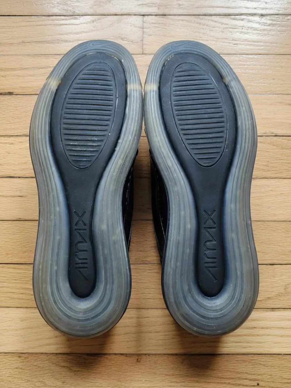 Nike Air Max 720 Black Green Women's Sneakers Size 8.5 - Picture 3 of 7